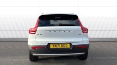 Volvo Xc40 2.0 B4P Momentum 5dr Auto [7 speed] Petrol Estate